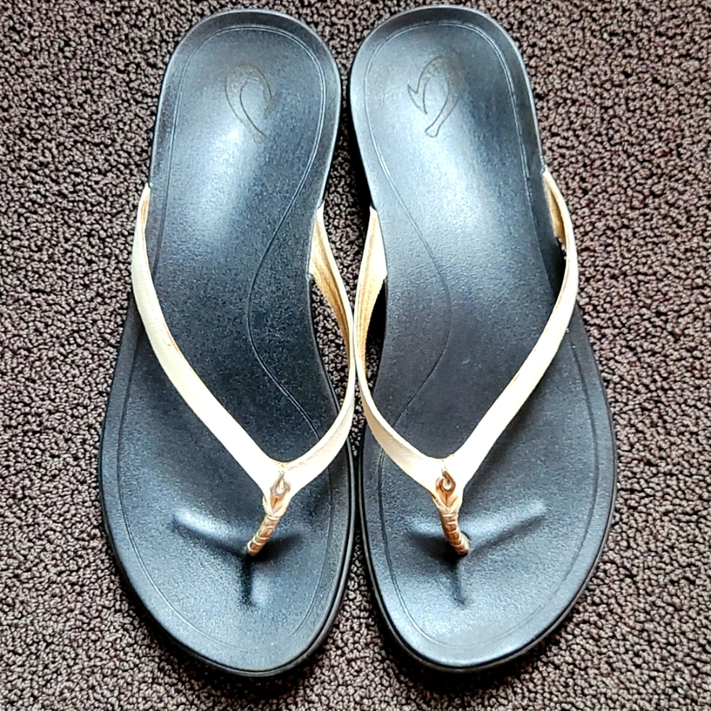 Olukai flip flops